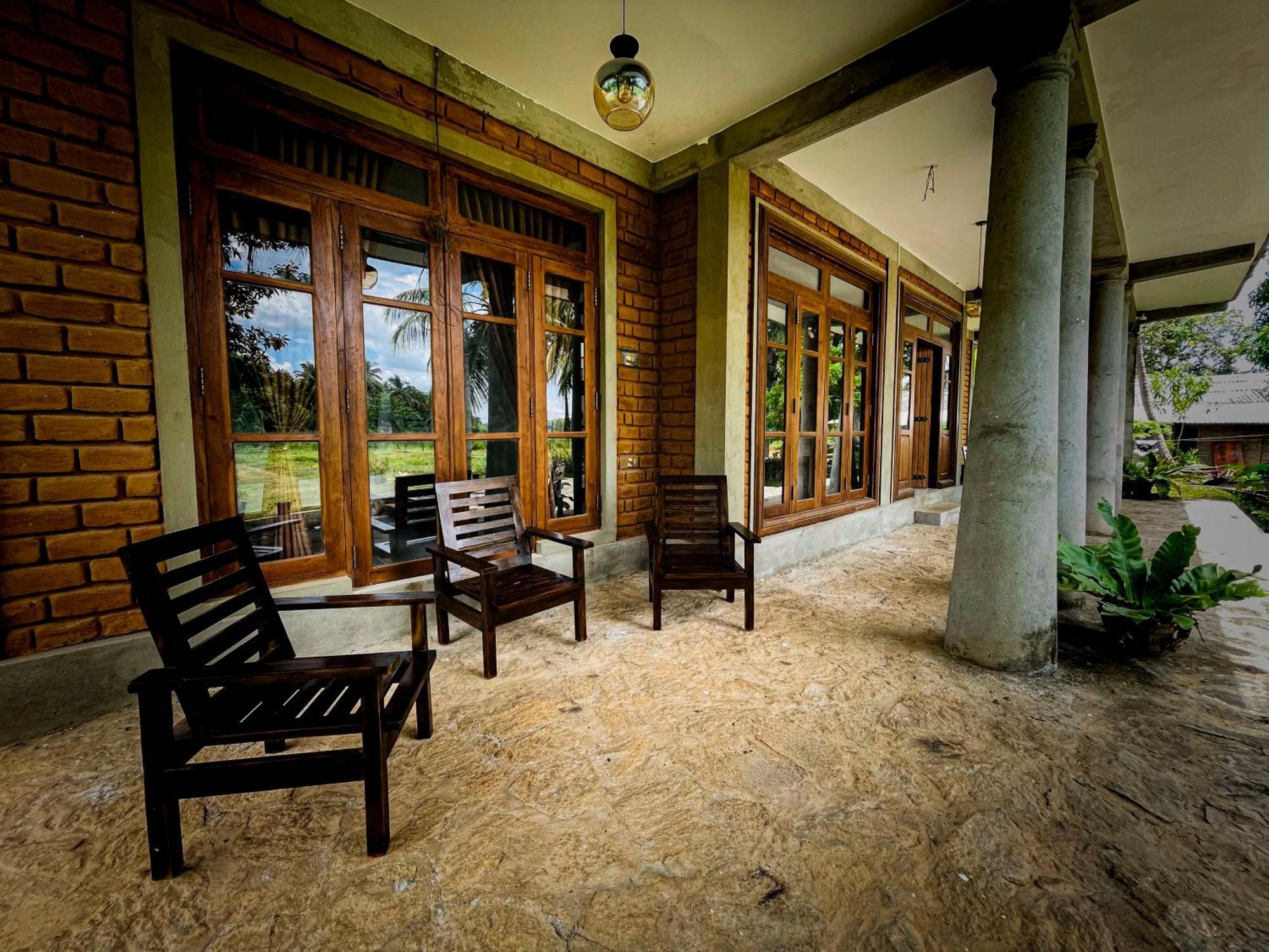 The Lotus Villa Szigirija Kültér fotó